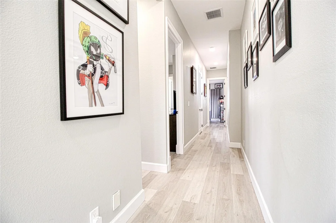 Photo of 9551 Eden Manor