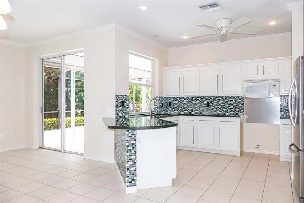 Photo of 9786 SE Landing Place