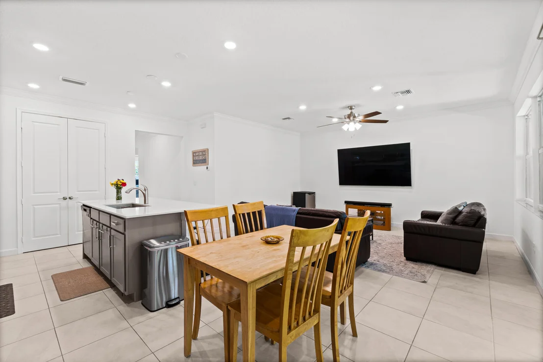 Photo of 460 Veridian Circle NW