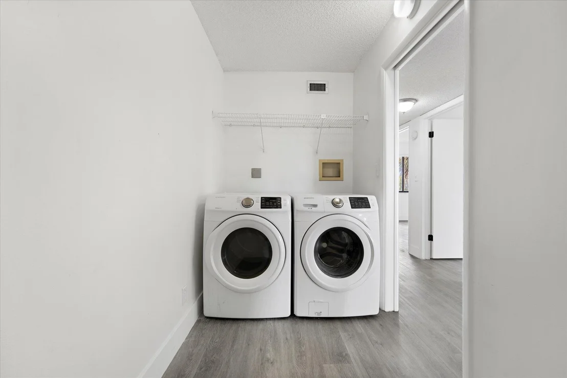 Photo of Unit 306 at 8040 Hampton Boulevard