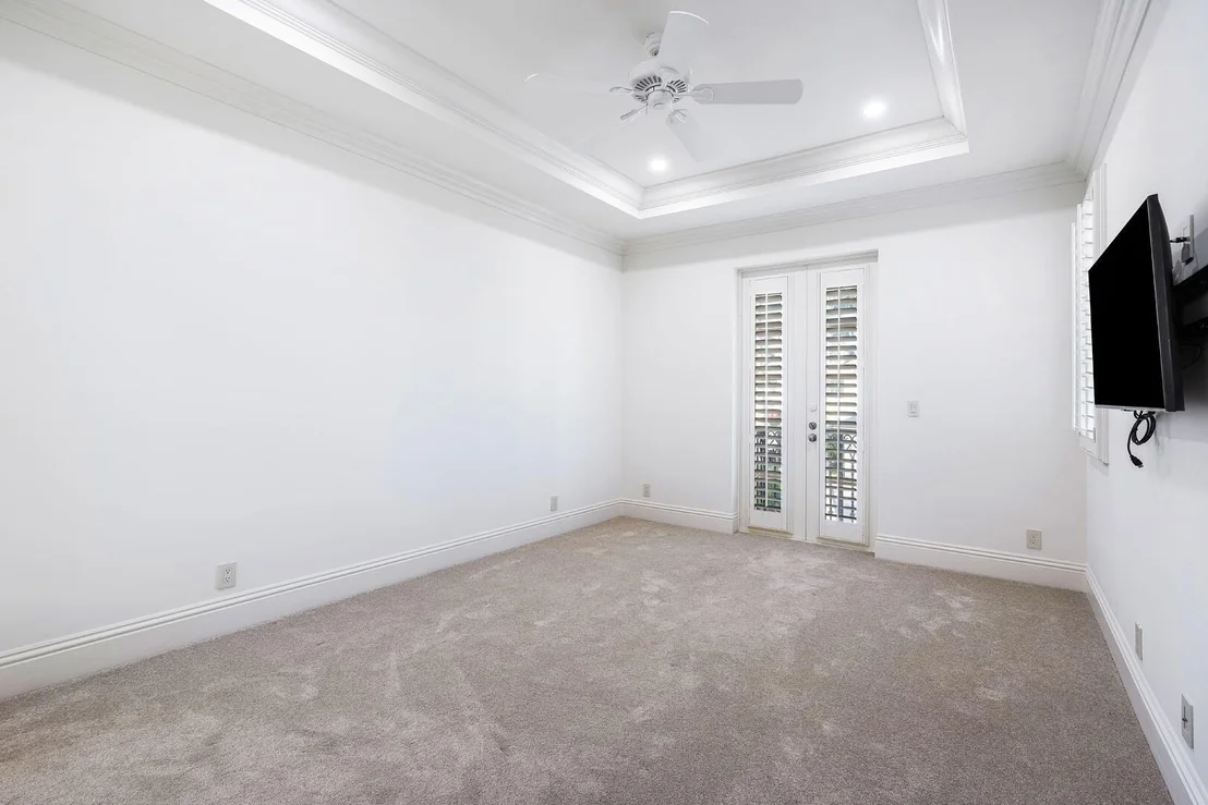 Photo of 384 Royal Palm Way