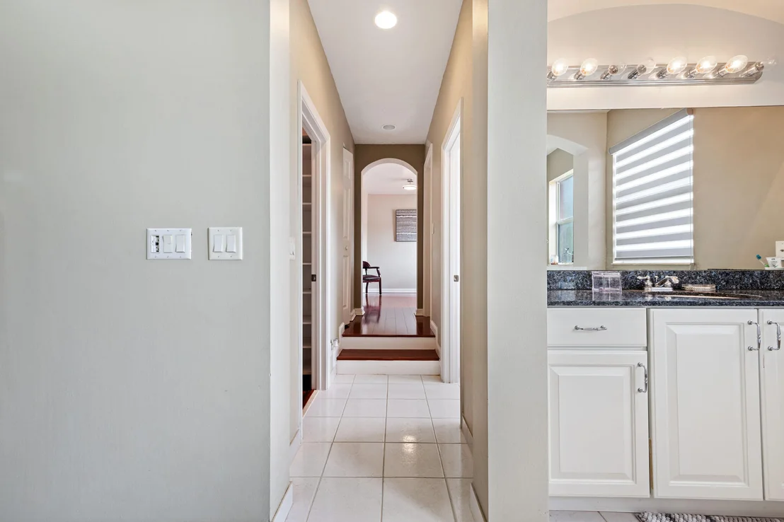 Photo of 658 Cresta Circle