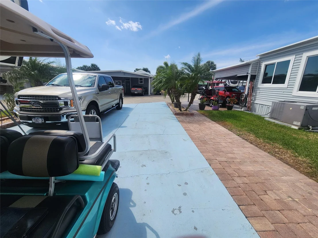 Photo of 6657 SE 53rd Lane