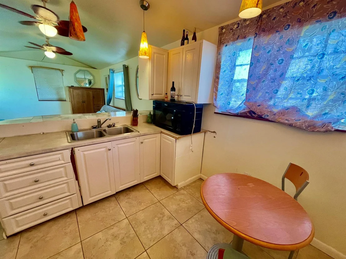 Photo of 1498 Hunter Road