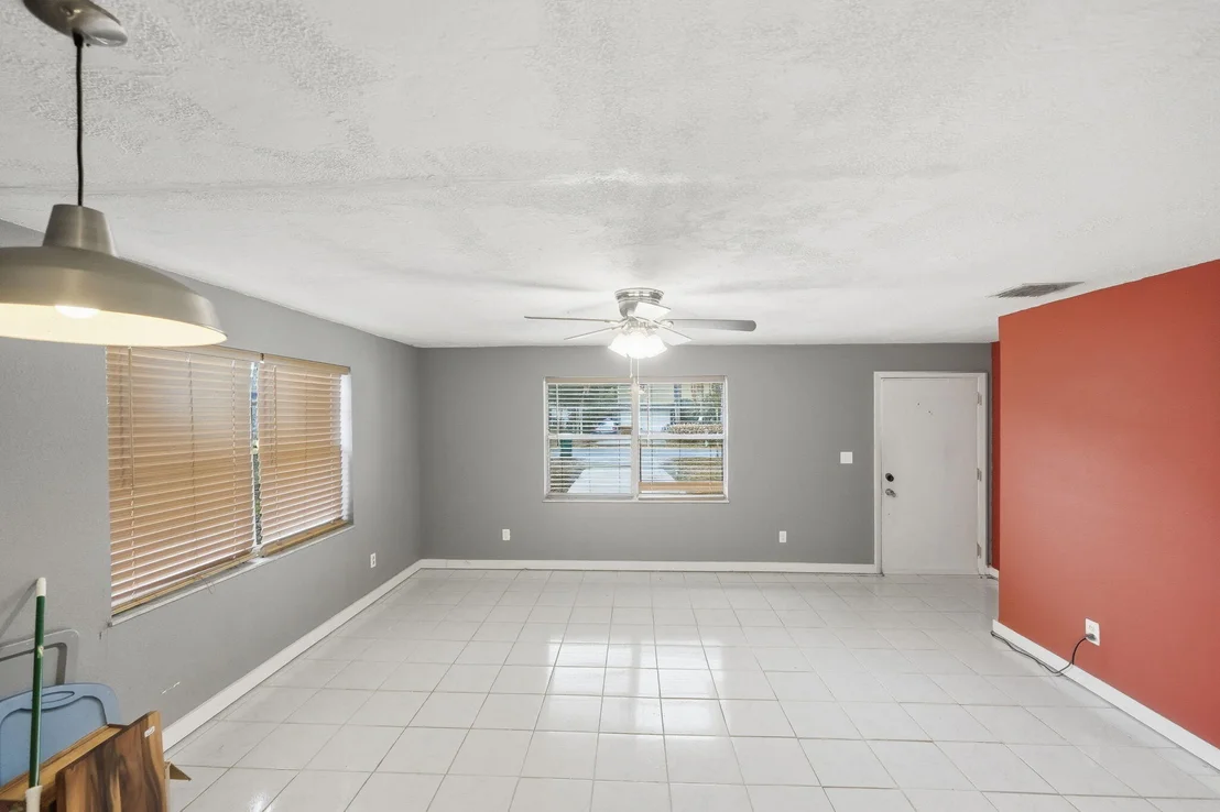 Photo of 601 Russ Road