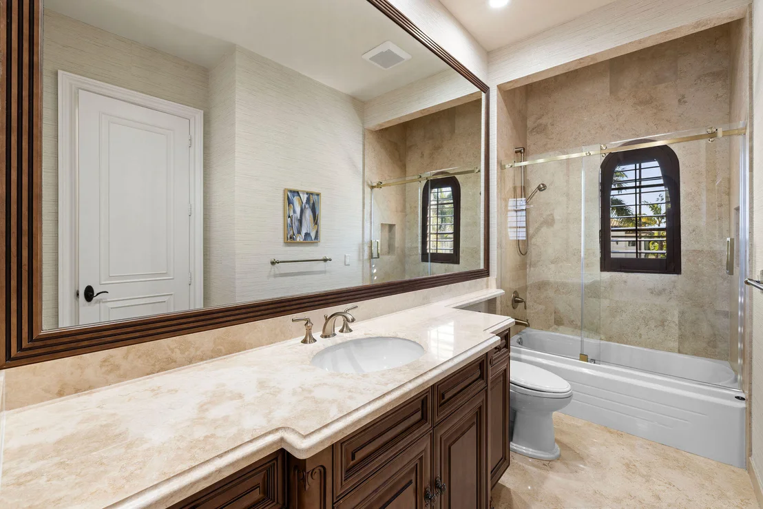 Photo of 9253 Este Lago Drive