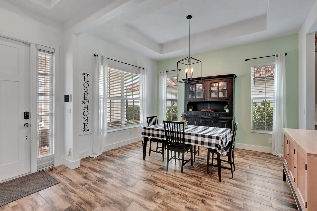 Photo of 1121 Sterling Pine Place