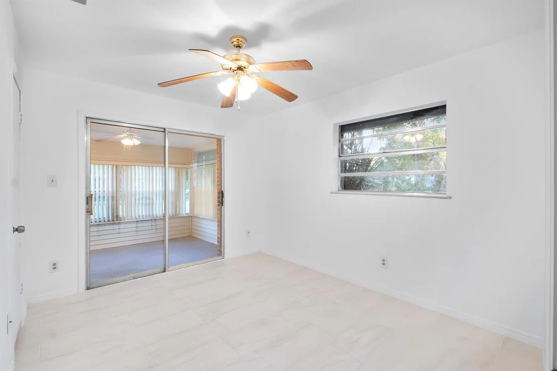 Photo of 4900 Palm Drive