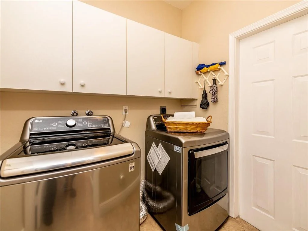 Photo of 1672 Eagle Bend