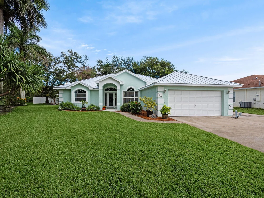 Photo of 5596 SE Sailfish Way