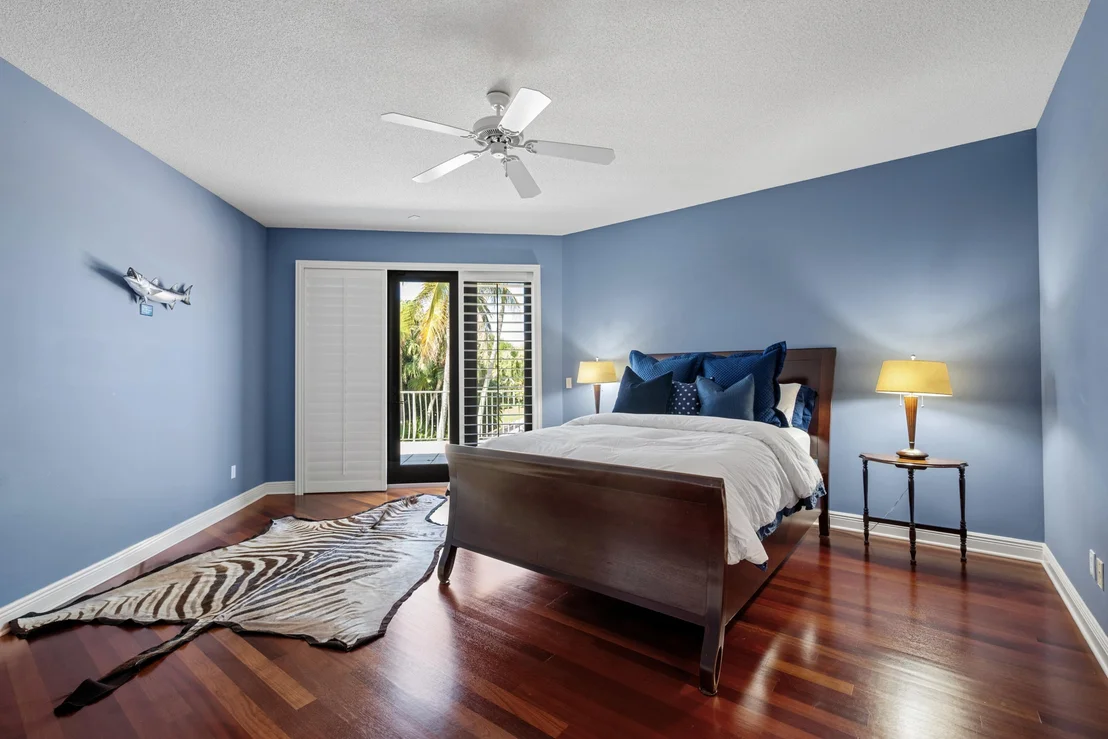 Photo of 18800 Long Lake Drive