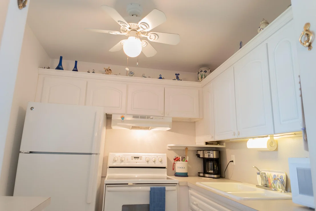 Photo of Unit 310 at 150 Horizons E