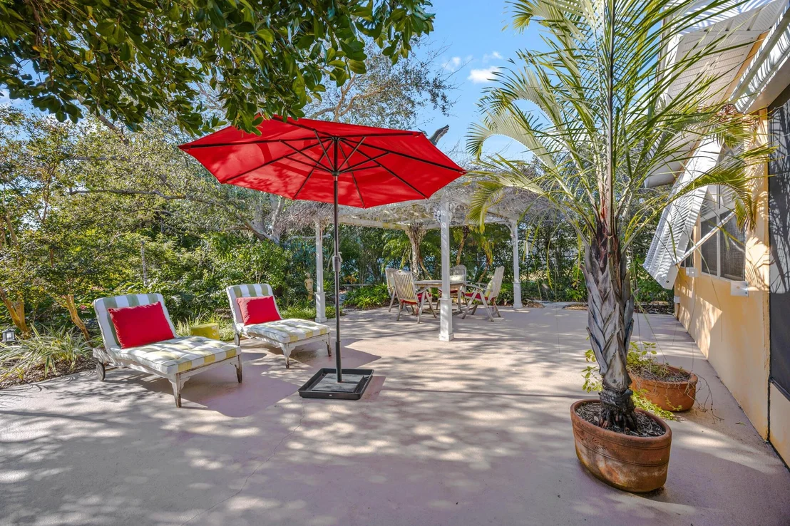 Photo of 1107 Pinetree Drive
