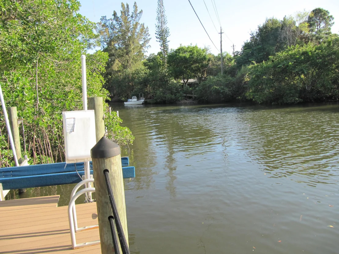 Photo of 1260 Holly Cove Drive