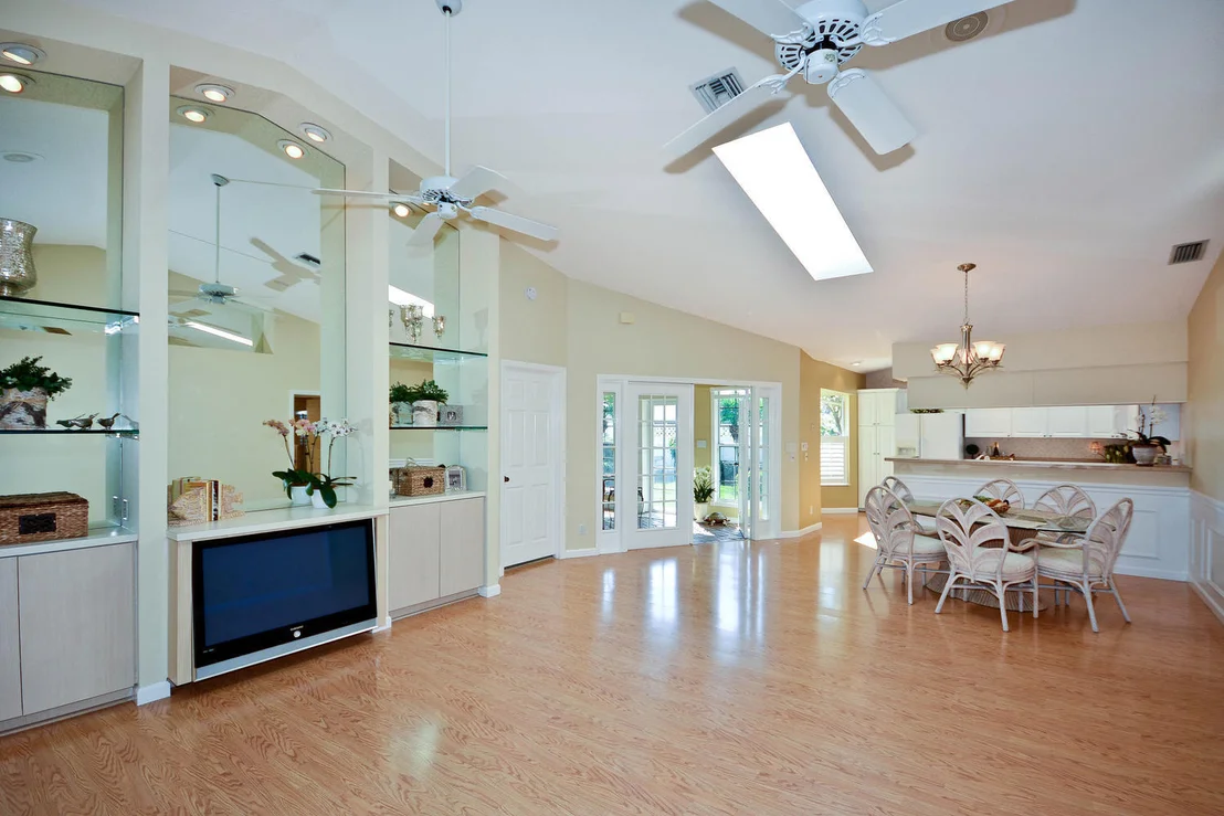 Photo of 6112 Barbara Street
