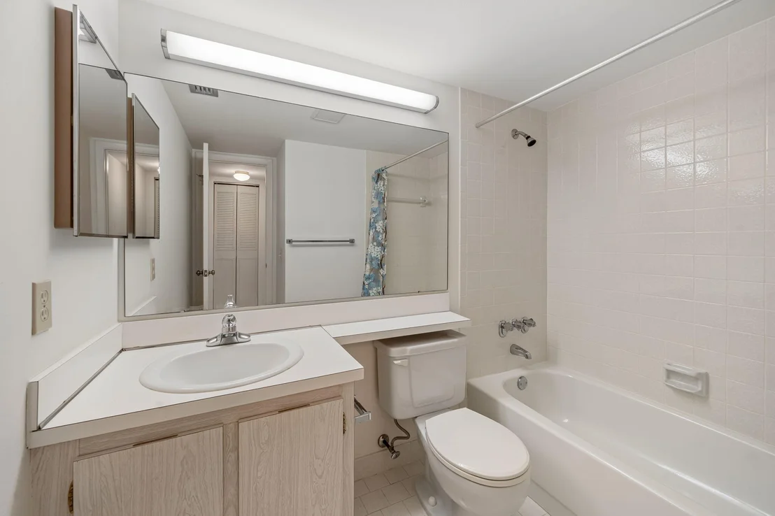Photo of Unit B2 at 324 KNOTTY PINE Circle
