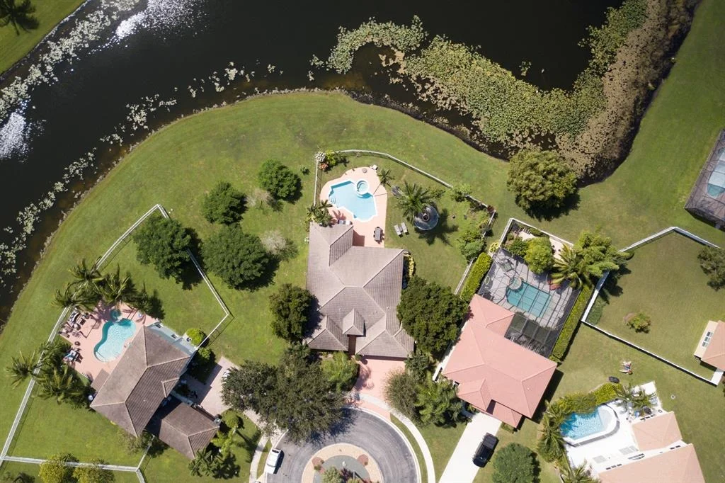 Photo of 6032 Indian Forest Circle