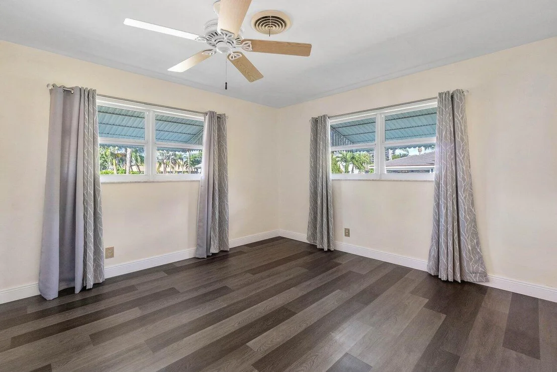 Photo of 1241 Emerald Drive