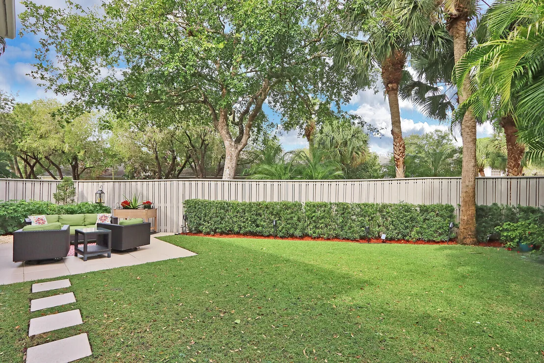 Photo of 21 Commodore Place