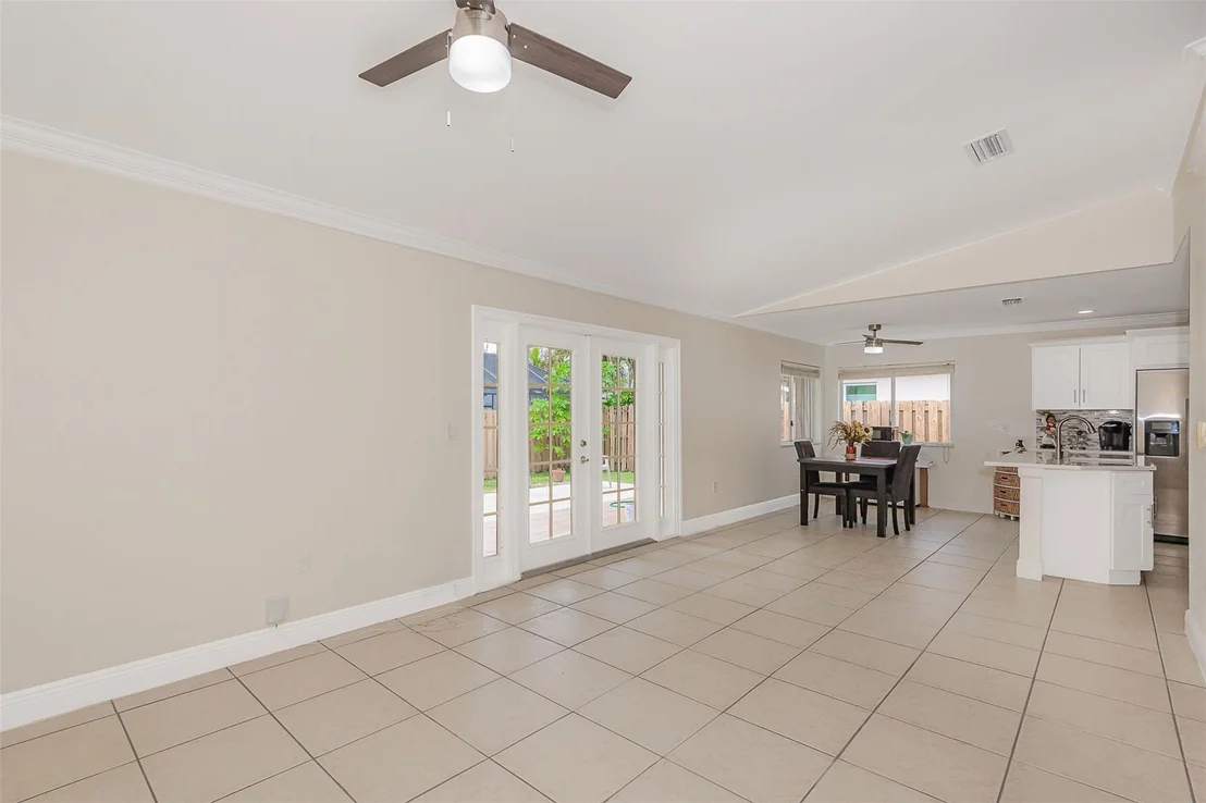 Photo of 16858 Crestview Lane