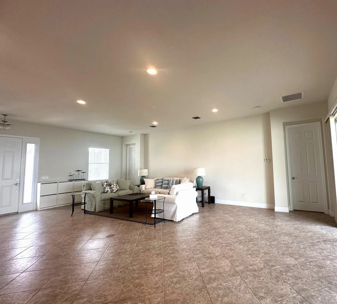 Photo of 1131 N Prescott Drive