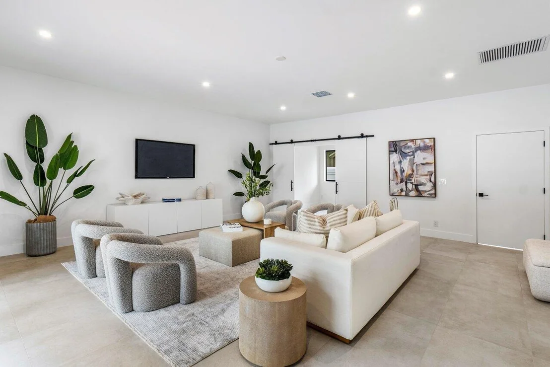 Photo of 2050 Isabel Oeste Road