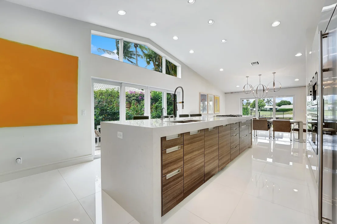 Photo of 4325 White Cedar Drive