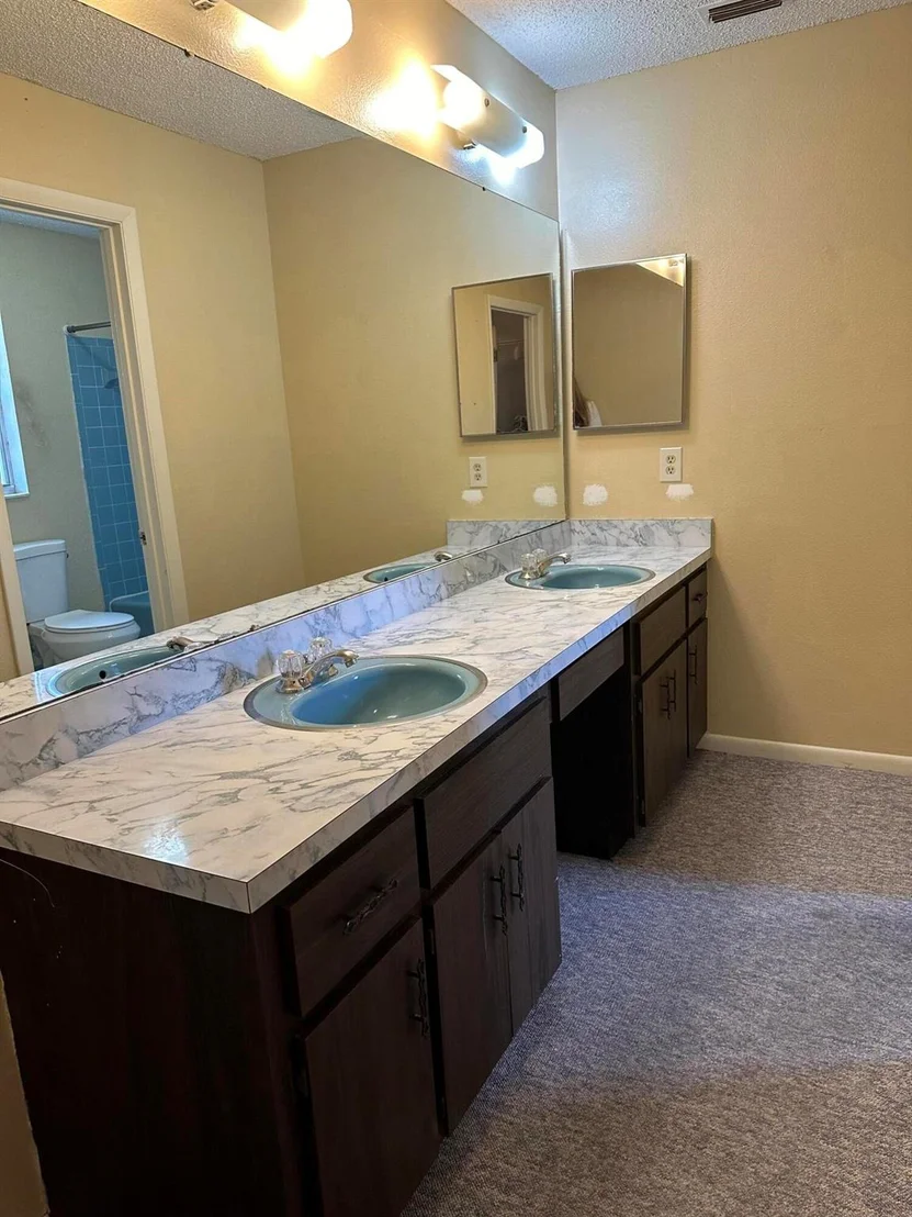 Photo of 583 Bahia Circle