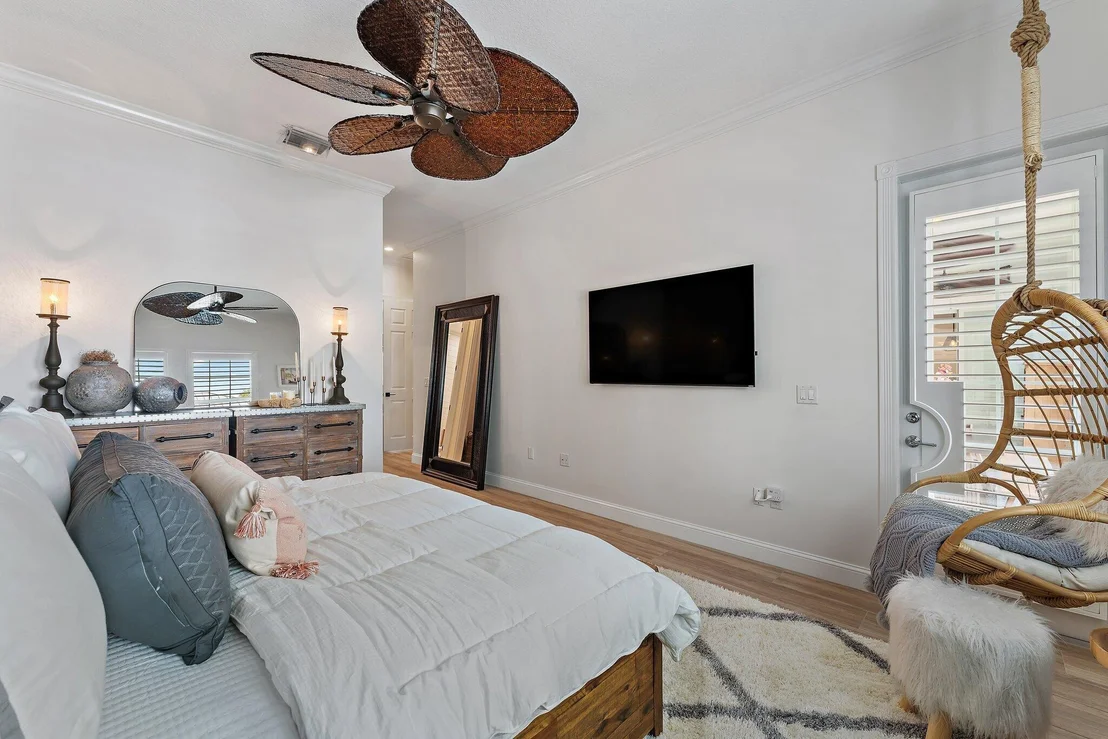 Photo of 1169 Tropical Drive