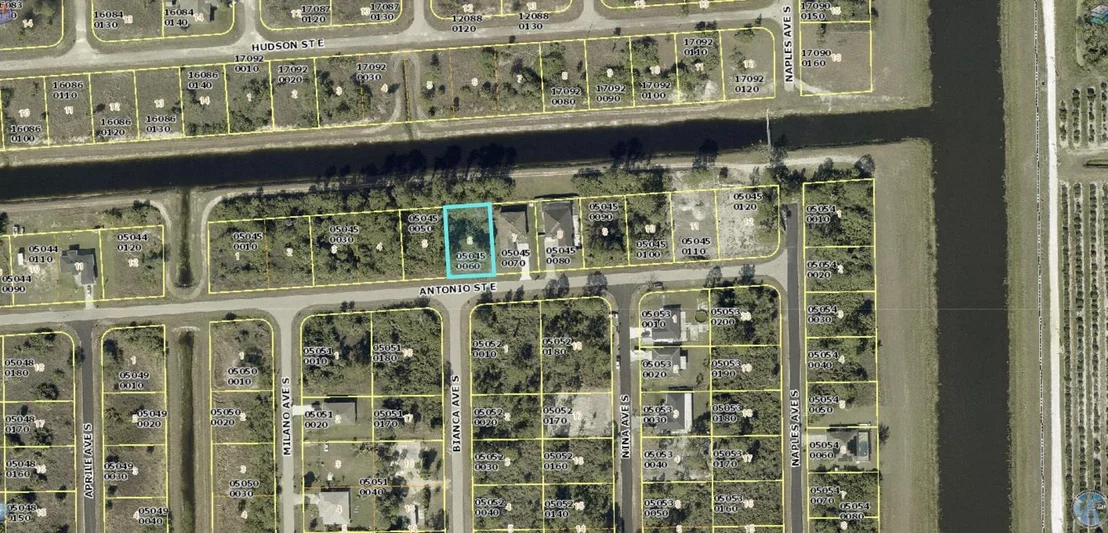 Photo of 1237 Antonio Street E