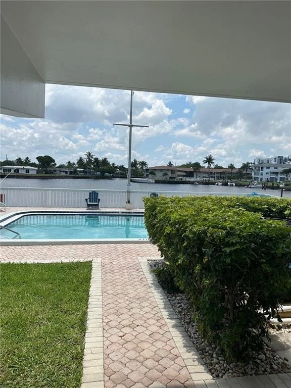 Photo of Unit 2 at 750 Pine Drive