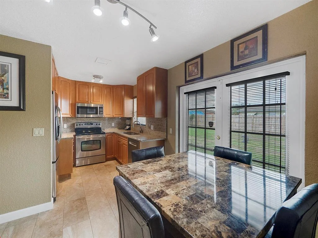 Photo of 2551 Cedarcrest Road