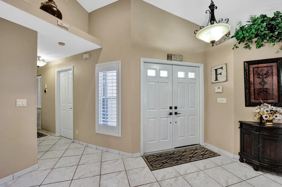 Photo of 165 Harbor Lake Circle