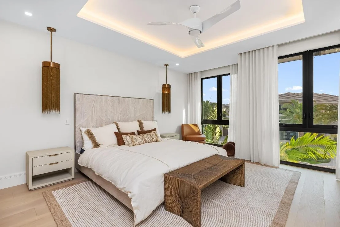 Photo of 2498 Queen Palm Road