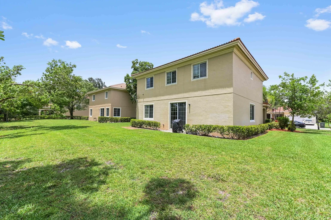 Photo of 6819 Osage Circle