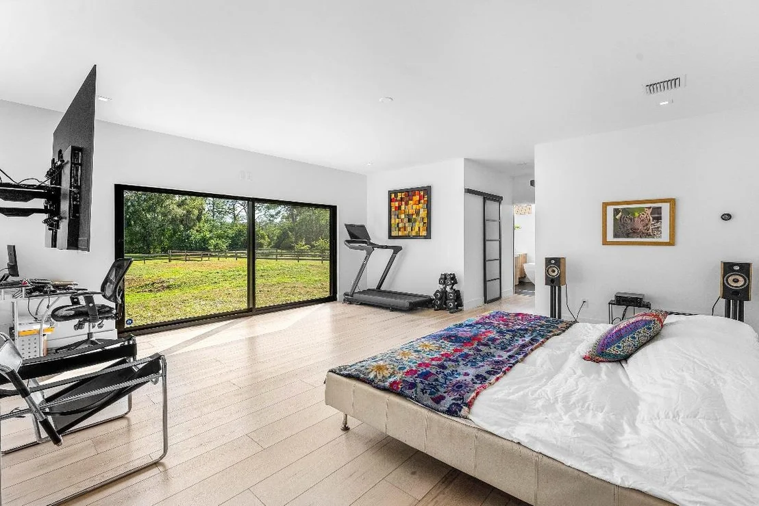 Photo of 6296 188th Trail N