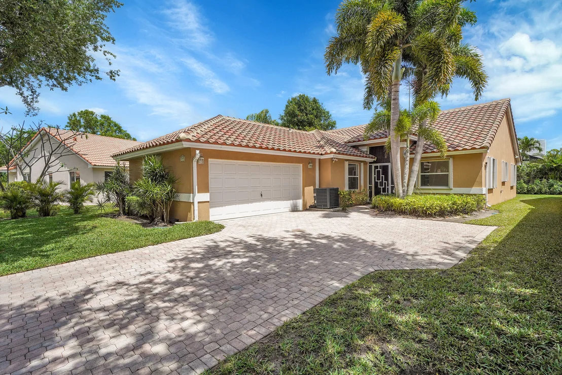 Photo of 5295 Grande Palm Circle