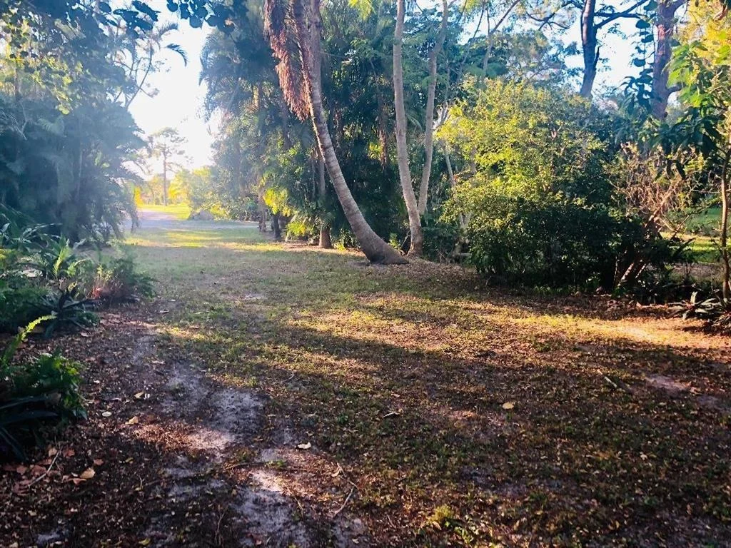 Photo of 4953 Palm Ridge Boulevard