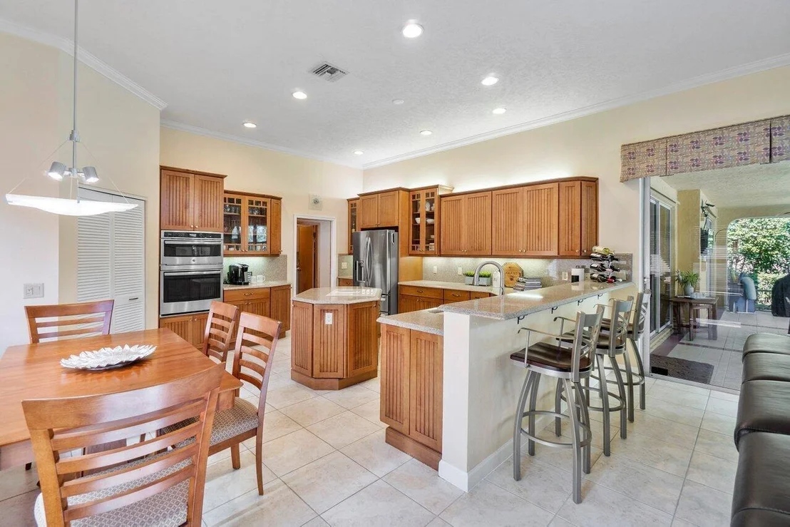 Photo of 1801 Isabel Oeste Road