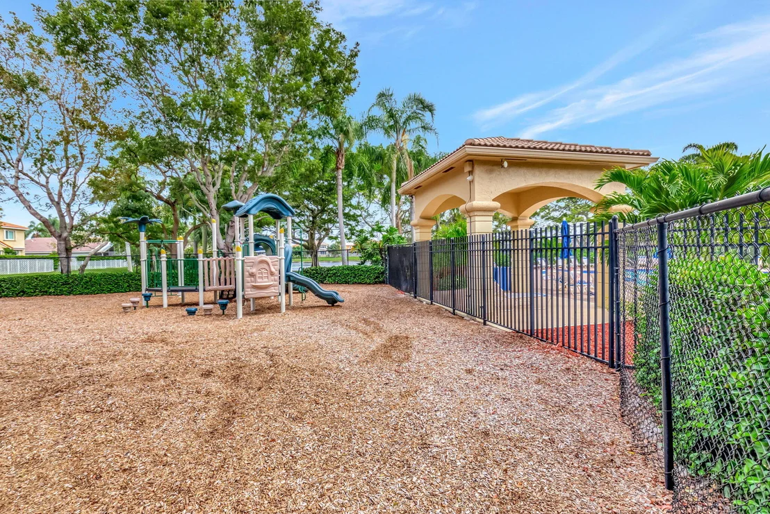 Photo of 7245 Chesapeake Circle