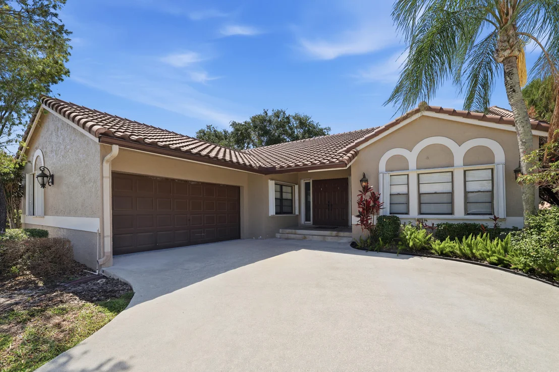 Photo of 8555 Eagle Run Drive