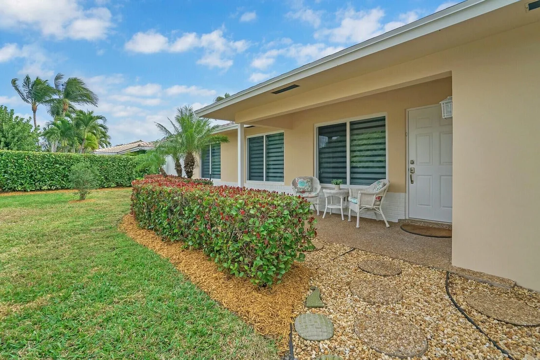 Photo of 736 Heron Drive