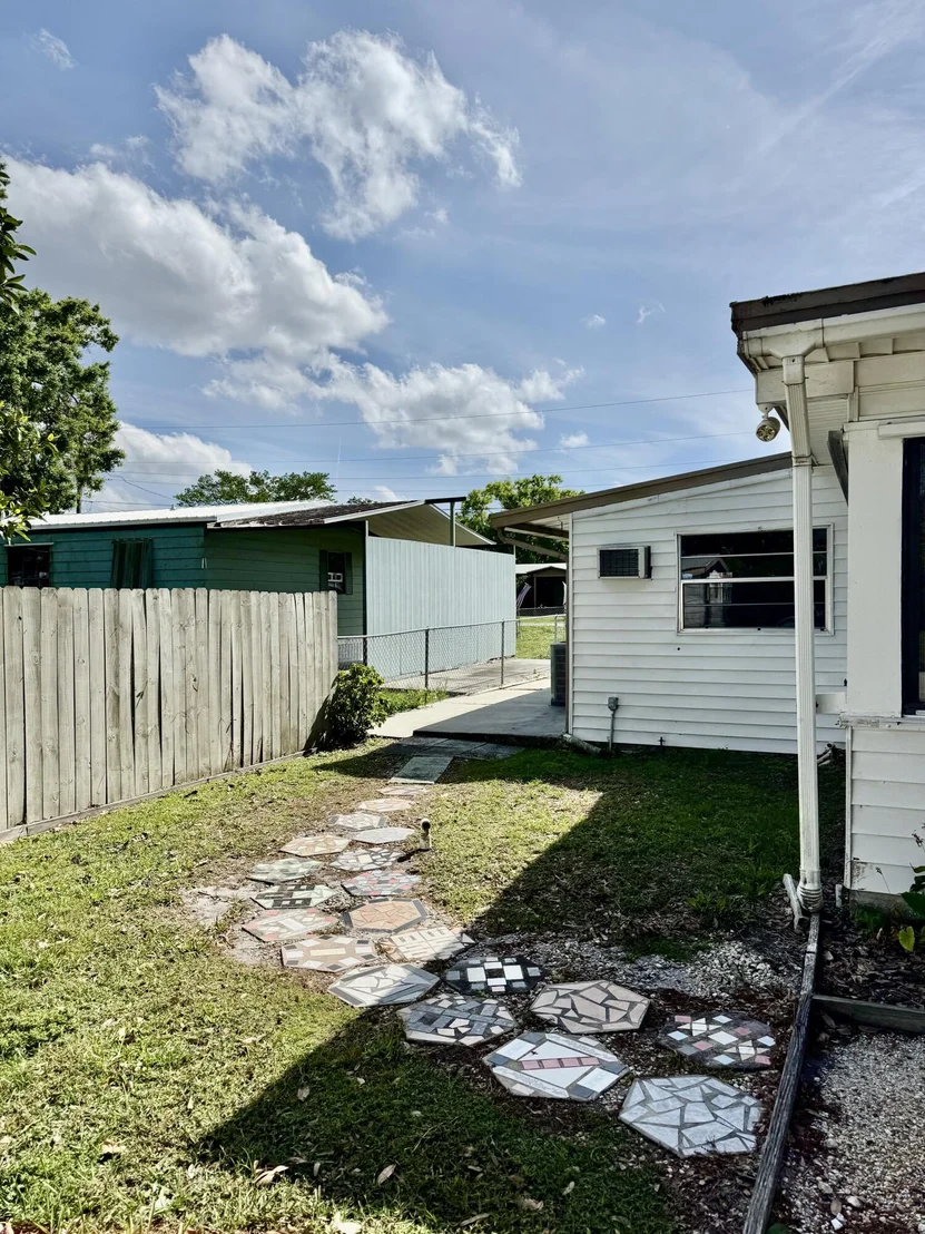 Photo of 3013 SE 33rd Court
