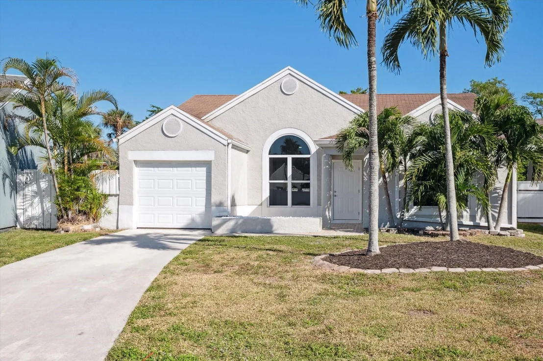Photo of 8390 Dynasty Drive