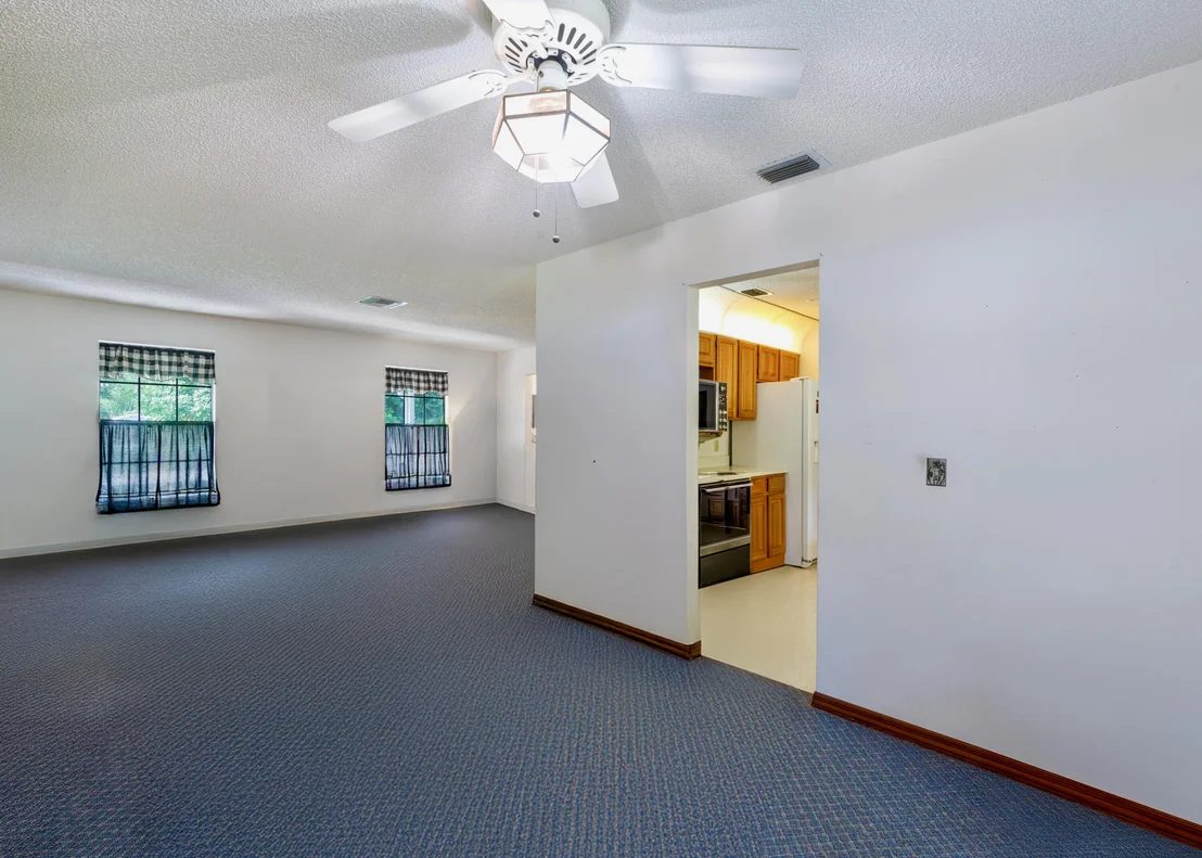 Photo of 18375 Oak Leaf Court