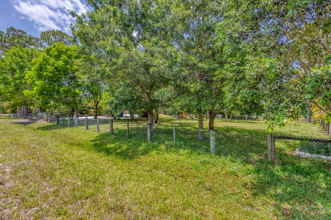 Photo of 13705 Persimmon Boulevard