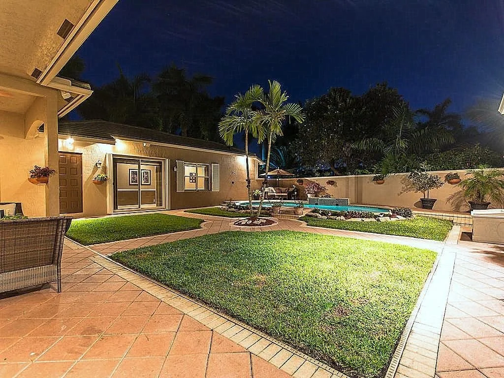 Photo of 2437 Eagle Run Way