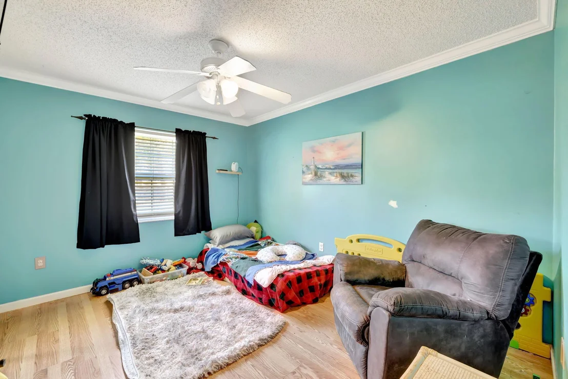 Photo of 5903 Sunset Boulevard