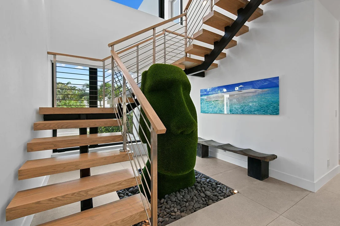 Photo of 1091 Gulfstream Way