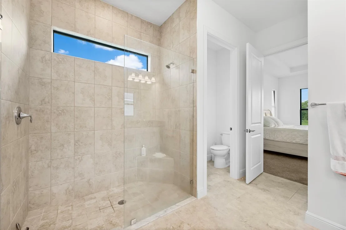 Photo of 15833 Alys Terrace